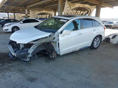5J8TB3H38GL012060 — 2016 Acura RDX, Передняя часть (Front End), фото до ремонта