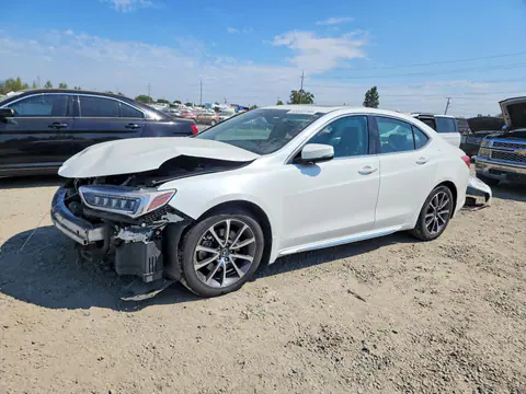 19UUB3F5XJA004215 — 2018 Acura TLX, Передняя часть (Front End), фото до ремонта