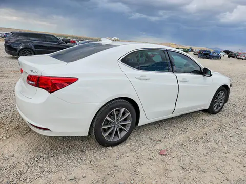 2018 Acura TLX VIN 19UUB1F32JA006060 фото 3