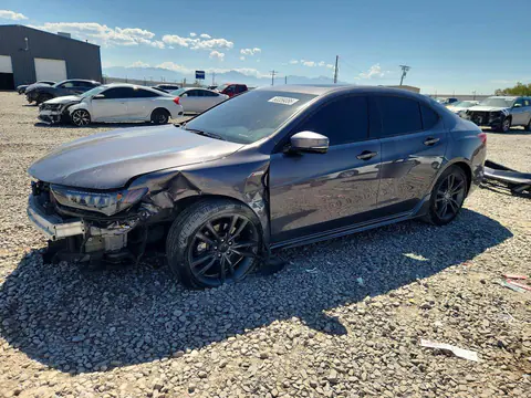 19UUB1F6XKA004701 — 2019 Acura TLX, Передняя часть (Front End), фото до ремонта