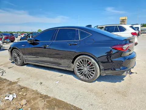 19UUB7F00NA001129 — 2022 Acura TLX, фото 2 с аукциона Copart 30.09.2026, Вандализм