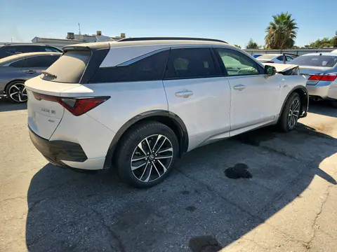 2024 Acura ZDX VIN 4W5KHNRL5RZ508469 фото 3