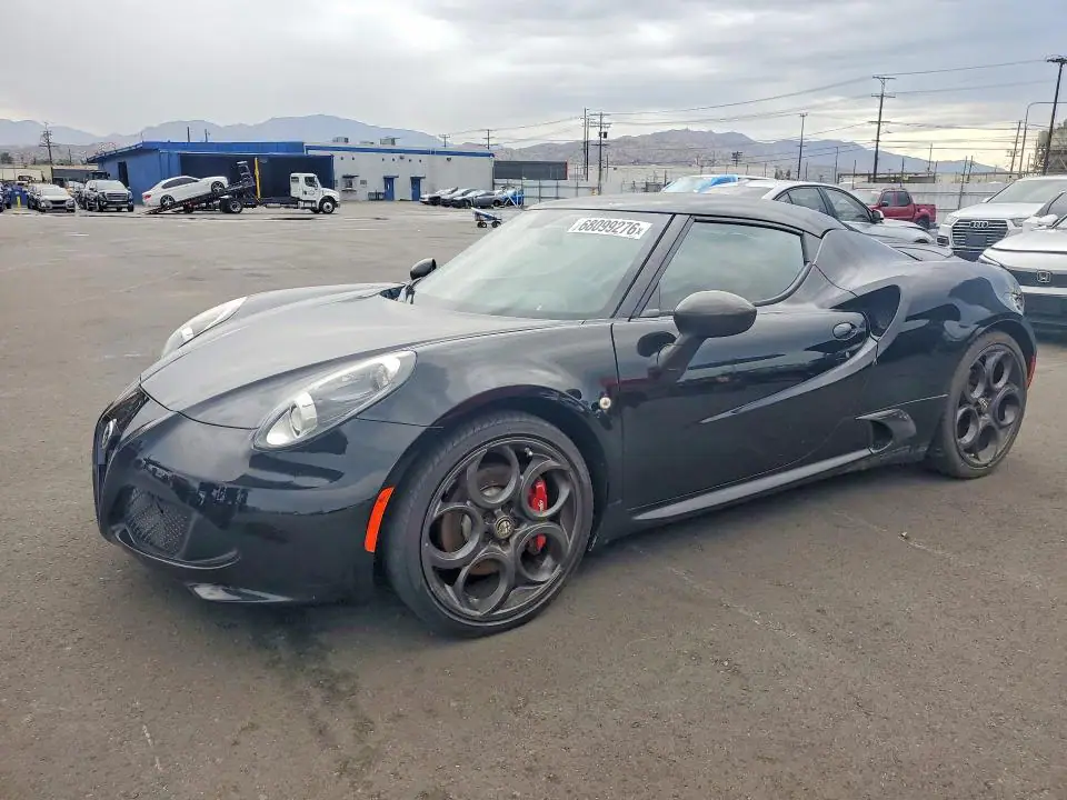 ZARBAAA40FM160416 Alfa Romeo 4C 2015 — повреждение Механические повреждения, фото до ремонта