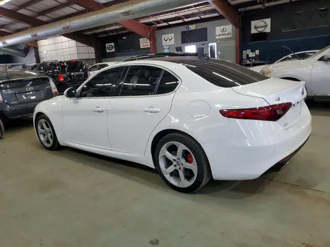 2018 Alfa Romeo Giulia VIN ZARFAEDN6J7597664 фото 2