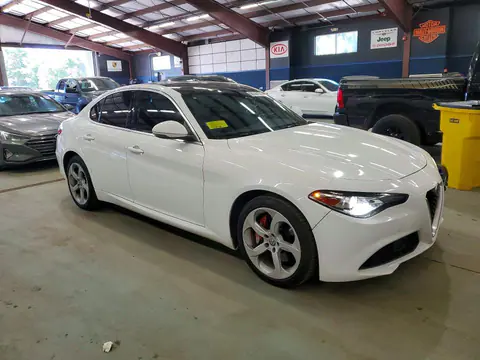 2018 Alfa Romeo Giulia VIN ZARFAEDN6J7597664 фото 4