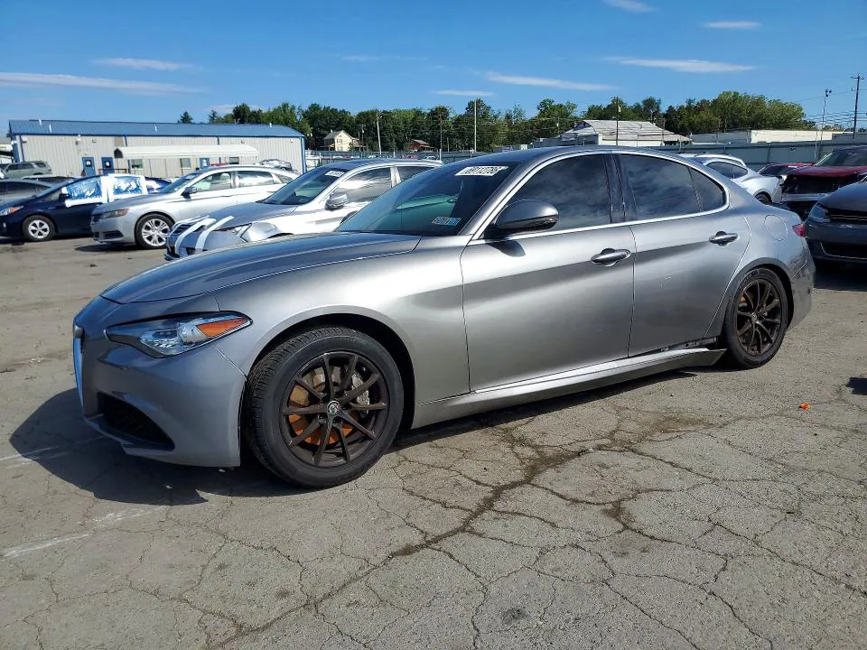 2018 ALFA ROMEO GIULIA VIN ZARFAEBN7J7590693 фото 1