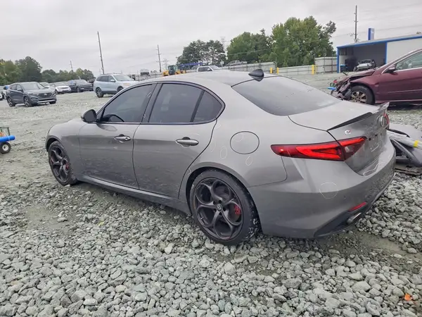 ZARFAMBN7K7601204 — 2019 Alfa Romeo Giulia, фото 2 с аукциона Copart, Передняя часть