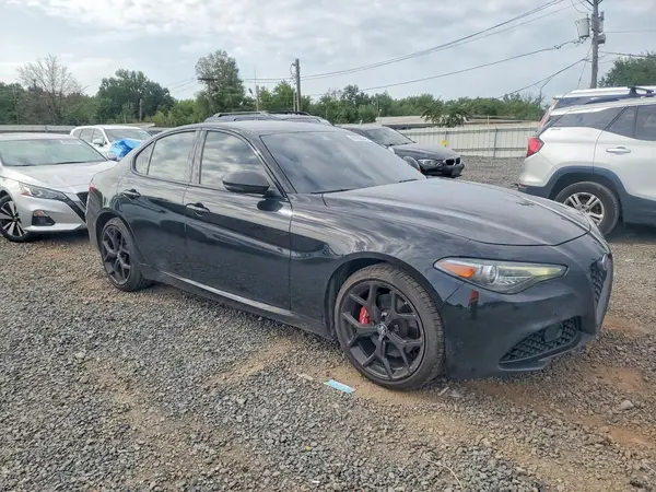 ZARFANAN0L7629323 — 2020 Alfa Romeo Giulia, фото 4 с аукциона Copart, Подтопление