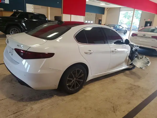 ZARFANANXL7631791 — 2020 Alfa Romeo Giulia, фото 3 с аукциона Copart, Передняя часть