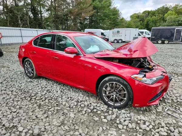 ZARFANAN3L7630353 — 2020 Alfa Romeo Giulia, фото 4 с аукциона Copart, Передняя часть