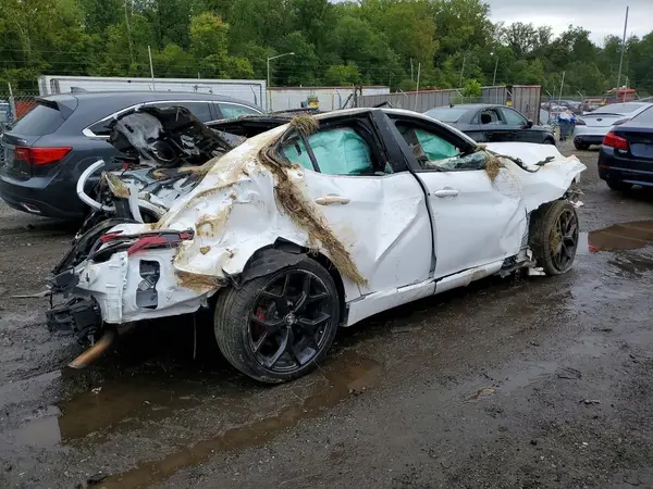 ZARFANBN4L7634765 — 2020 Alfa Romeo Giulia, фото 3 с аукциона Copart, Опрокидывание