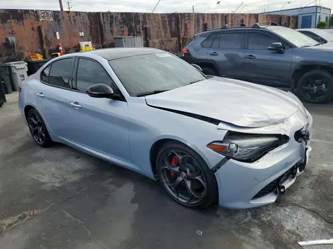 2021 Alfa Romeo Giulia VIN ZARFAMBN6M7647268 фото 4
