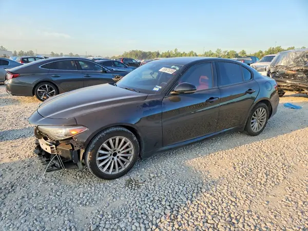 ZARFAMAN7N7655480 — 2022 Alfa Romeo Giulia, Передняя часть (Front End), фото до ремонта