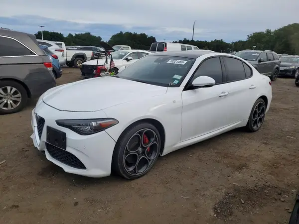 ZARFANBN9N7660510 — 2022 Alfa Romeo Giulia, Мелкие вмятины и царапины (Minor Dent/Scratches), фото до ремонта