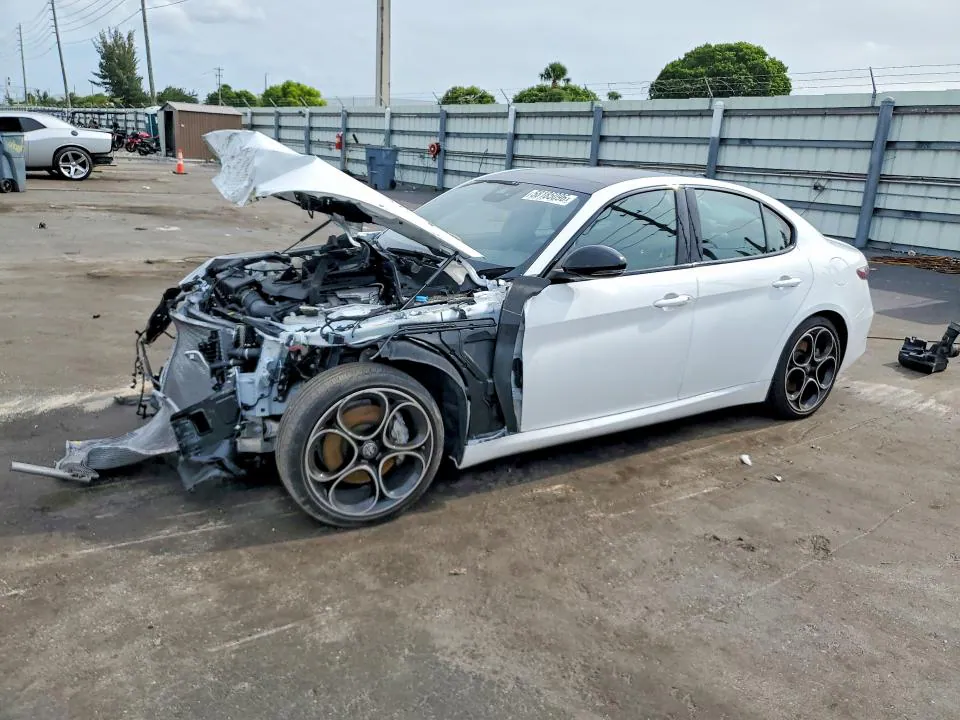 2024 ALFA ROMEO GIULIA VIN ZARFAMBN7R7682182 фото 1