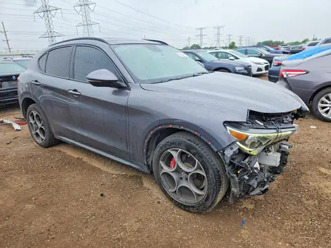 ZASFAKPN0J7C21117 — 2018 Alfa Romeo Stelvio, фото 4 с аукциона Copart 06.10.2026, Передняя часть