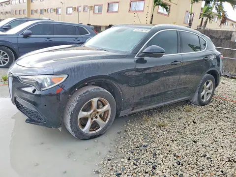 ZASFAKAN7J7B87945 — 2018 Alfa Romeo Stelvio, Передняя часть (Front End), фото до ремонта