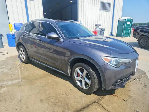 ZASFAKAN3J7B80331 — 2018 Alfa Romeo Stelvio, фото 4 с аукциона Copart 12.10.2026, Передняя часть