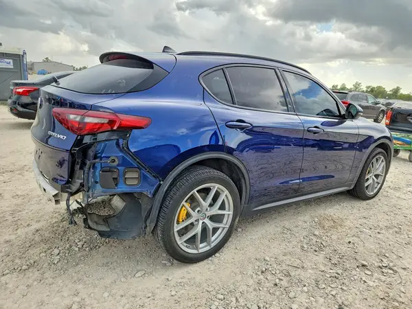 ZASFAKPN0J7B85834 — 2018 Alfa Romeo Stelvio, фото 3 с аукциона Copart, Задняя часть