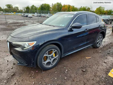 ZASFAKBN8J7B69453 — 2018 Alfa Romeo Stelvio, Задняя часть, фото до ремонта