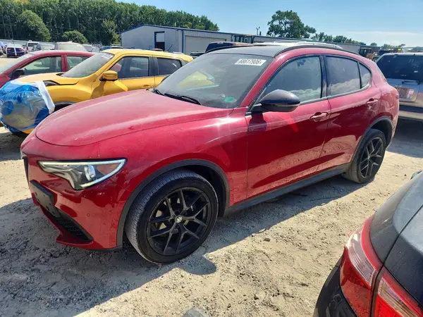ZASPAKAN5K7C70344 — 2019 Alfa Romeo Stelvio, Подтопление (Water/Flood), фото до ремонта