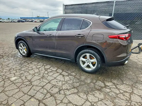 ZASPAKAN3K7C49542 — 2019 Alfa Romeo Stelvio, фото 2 с аукциона Copart 25.09.2026, Механические повреждения