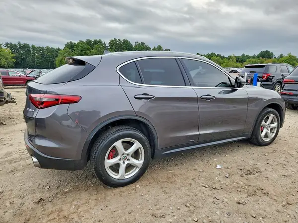 ZASPAJAN6K7C71352 — 2019 Alfa Romeo Stelvio, фото 3 с аукциона Copart, Мелкие вмятины и царапины