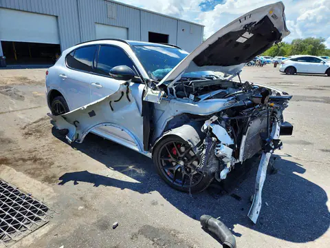 2020 ALFA ROMEO STELVIO VIN ZASPAJAN9L7C98658 фото 4