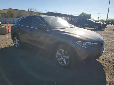 2020 Alfa Romeo Stelvio VIN ZASPAJAN3L7C93049 фото 4