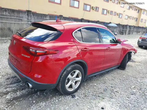2020 Alfa Romeo Stelvio VIN ZASPAJAN4L7C92671 фото 3
