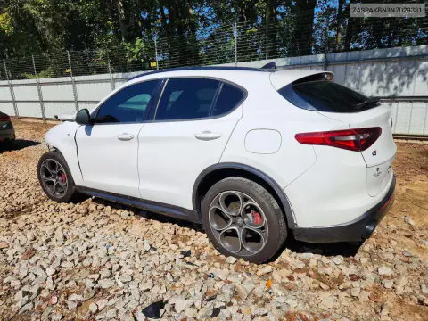 2022 Alfa Romeo Stelvio Ti VIN ZASPAKBN3N7D29331 фото 2