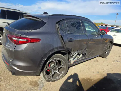 2022 Alfa Romeo Stelvio Ti VIN ZASPAKBN1N7D44846 фото 3
