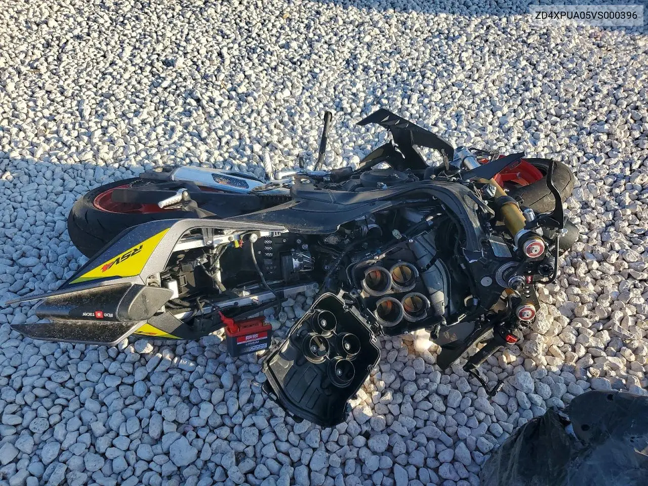 2027 Aprilia Rsv4 1100 VIN ZD4XPUA05VS000396 фото 1