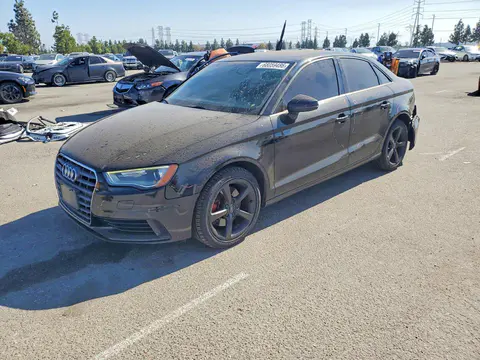 WAUBFGFF4F1005875 — 2015 Audi A3, Задняя часть (Rear End), фото до ремонта