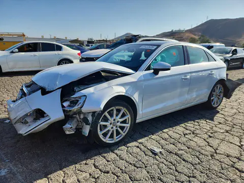 WAUBFGFF4F1005200 — 2015 Audi A3, Передняя часть (Front End), фото до ремонта