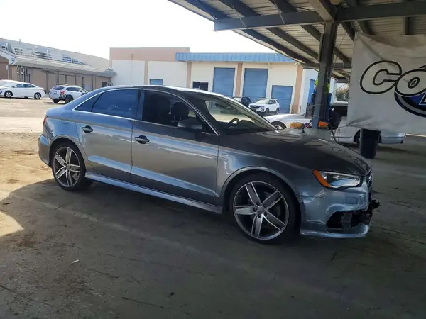 WAUG7GFF1G1005966 — 2016 Audi A3, фото 4 с аукциона Copart, Передняя часть