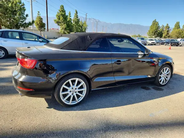 WAU78LFF4G1026719 — 2016 Audi A3, фото 3 с аукциона Copart, Вандализм