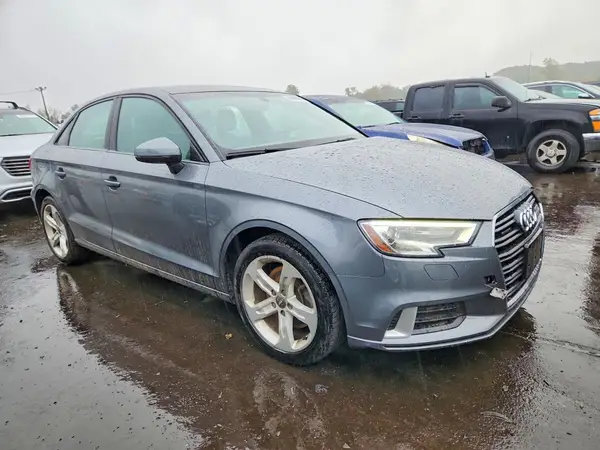 WAUB8GFF6H1041760 — 2017 Audi A3, фото 4 с аукциона Copart 02.10.2026, Подтопление