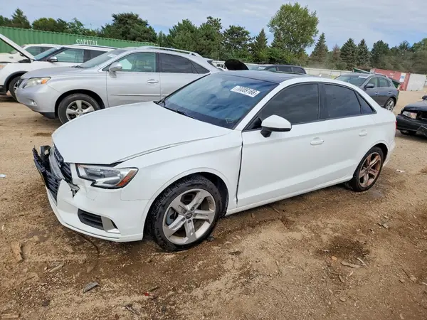 WAUAUGFF8H1032596 — 2017 Audi A3, Передняя часть (Front End), фото до ремонта