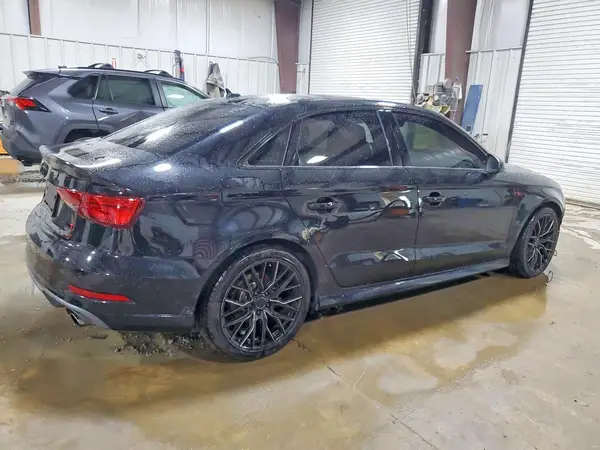 WAUJ8GFF8J1010222 — 2018 Audi A3, фото 3 с аукциона Copart, Передняя часть