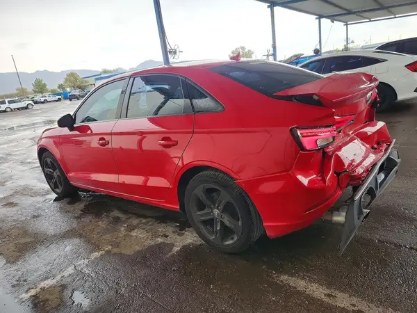 WAUAUGFF2J1047794 — 2018 Audi A3, фото 2 с аукциона Copart, Задняя часть