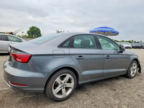 WAUAUGFF2J1041512 — 2018 Audi A3, фото 3 с аукциона Copart 29.09.2026, Передняя часть