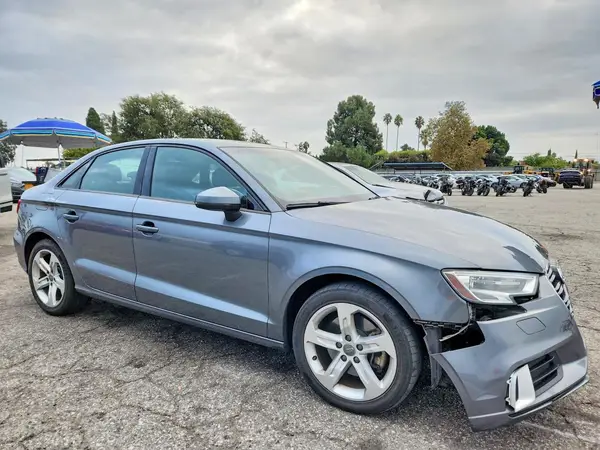 WAUAUGFF2J1041512 — 2018 Audi A3, фото 4 с аукциона Copart 29.09.2026, Передняя часть