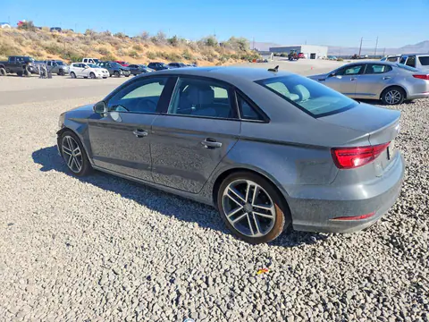 2019 Audi A3 VIN WAUAUGFF2KA109681 фото 2