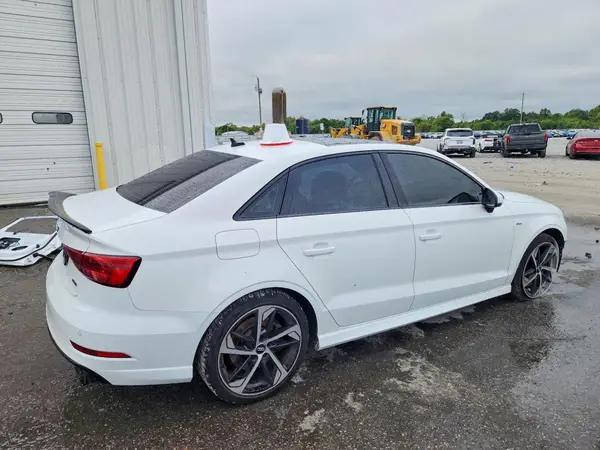 WAUJEGFF3LA003528 — 2020 Audi A3, фото 3 с аукциона Copart, Боковая часть