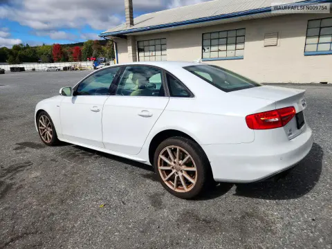 2015 Audi A4 Premium Plus VIN WAUFFAFL5FN009754 фото 2