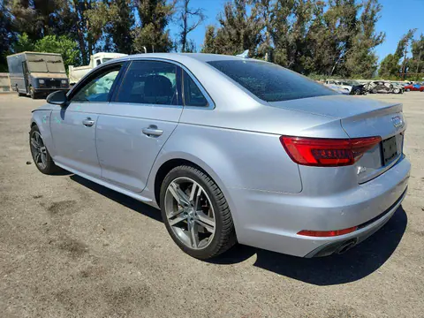 2017 Audi A4 VIN WAULNAF43HN022438 фото 2
