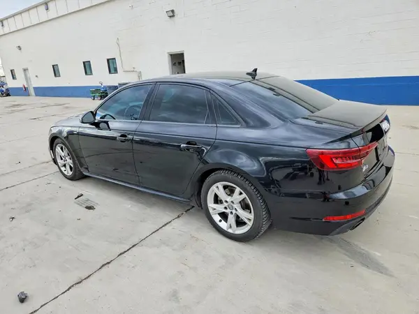 WAUKMAF48JA006294 — 2018 Audi A4, фото 2 с аукциона Copart 12.10.2026, Механические повреждения