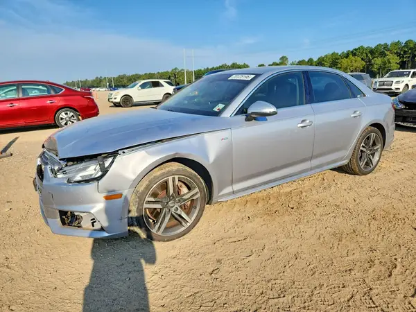 WAUENAF43JA042503 — 2018 Audi A4, Передняя часть (Front End), фото до ремонта
