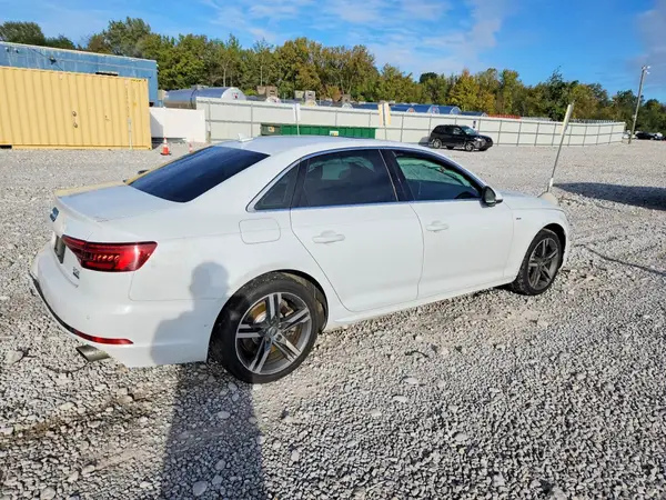 WAUENAF42JN001580 — 2018 Audi A4, фото 3 с аукциона Copart, Задняя часть